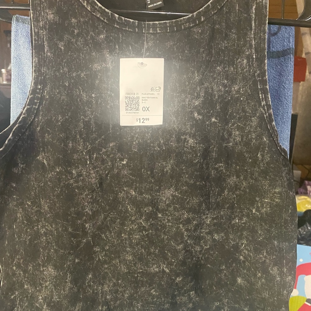 Black Sleeveless Top